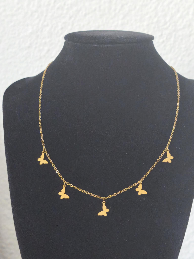 Collier papillons