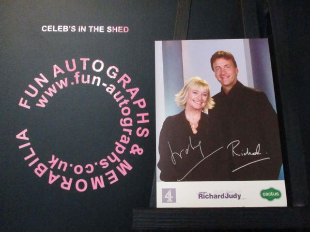 Richard &amp; Judy Original Pre-Print Richard &amp; Judy 6x4 Cast Card
