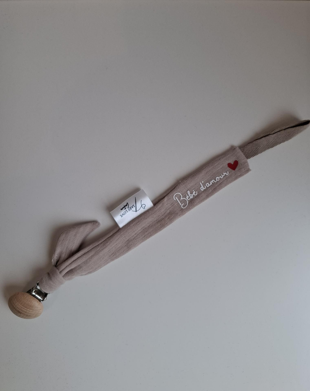 Attache tetine "bébé d'amour"
