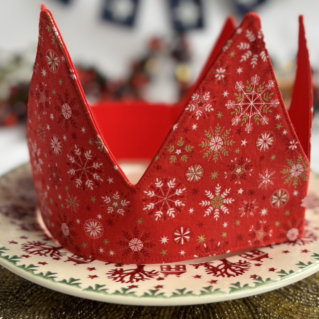 Red Snowflake Crown