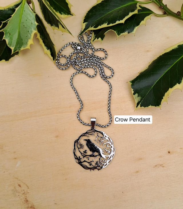 CROW PENDANT