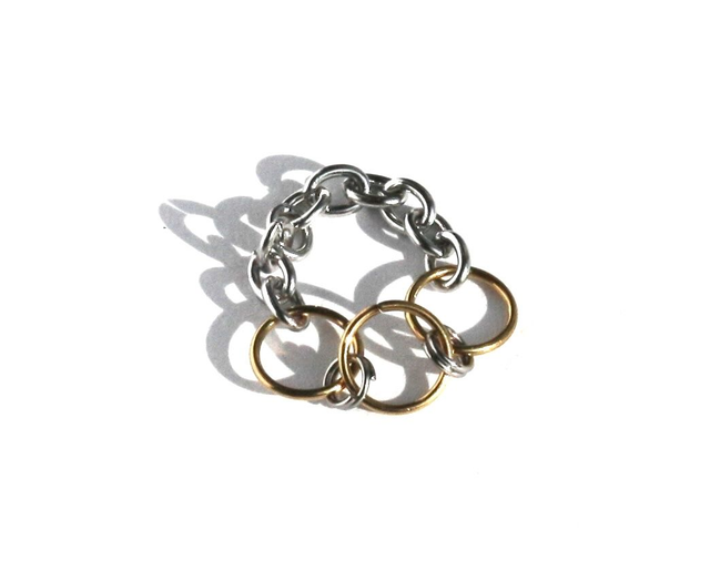 'circle ring' gold
