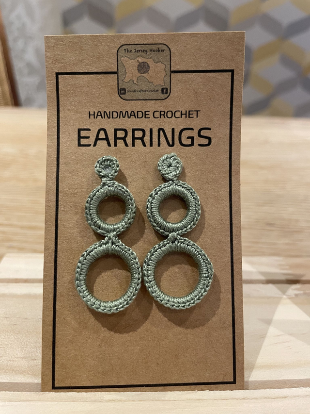 Ever Decreasing Circles