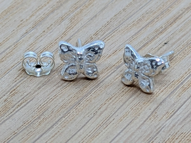Medium Butterfly Earrings (1)