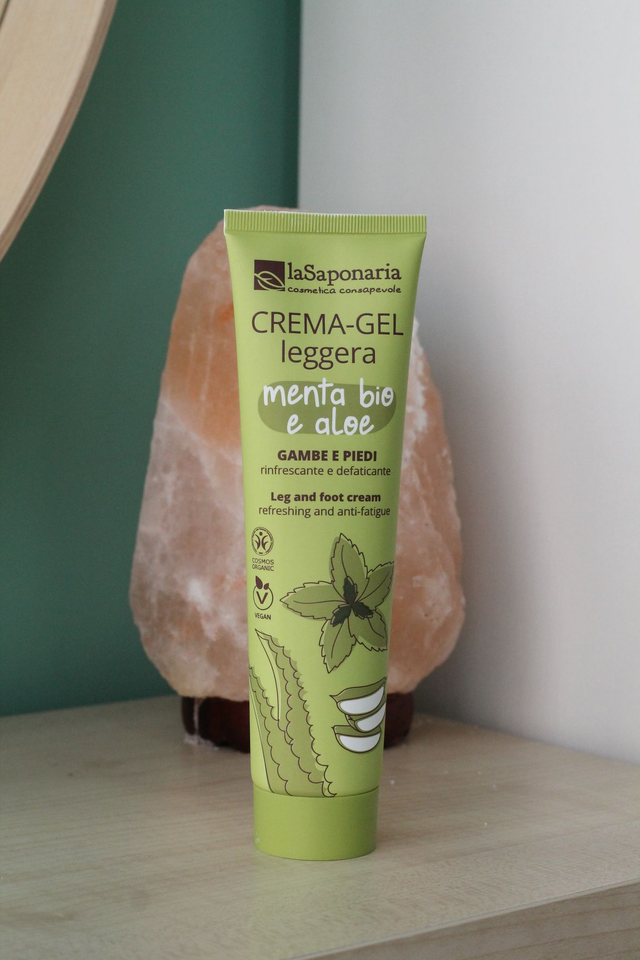 Leggera - CremaGel defaticante e rinfrescante di La Saponaria (150 ml)