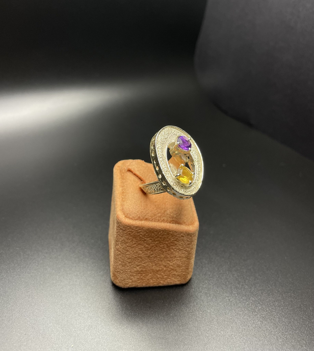 Duo di Luce – Anello Ovale in Argento 925 con Pietre Naturali