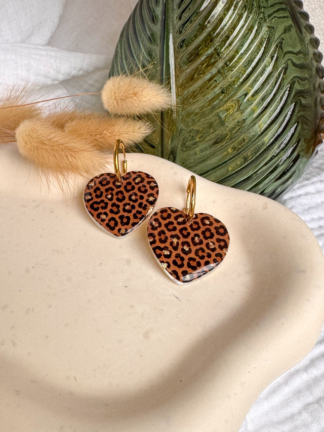 Boucles d'oreilles Cœur motif.