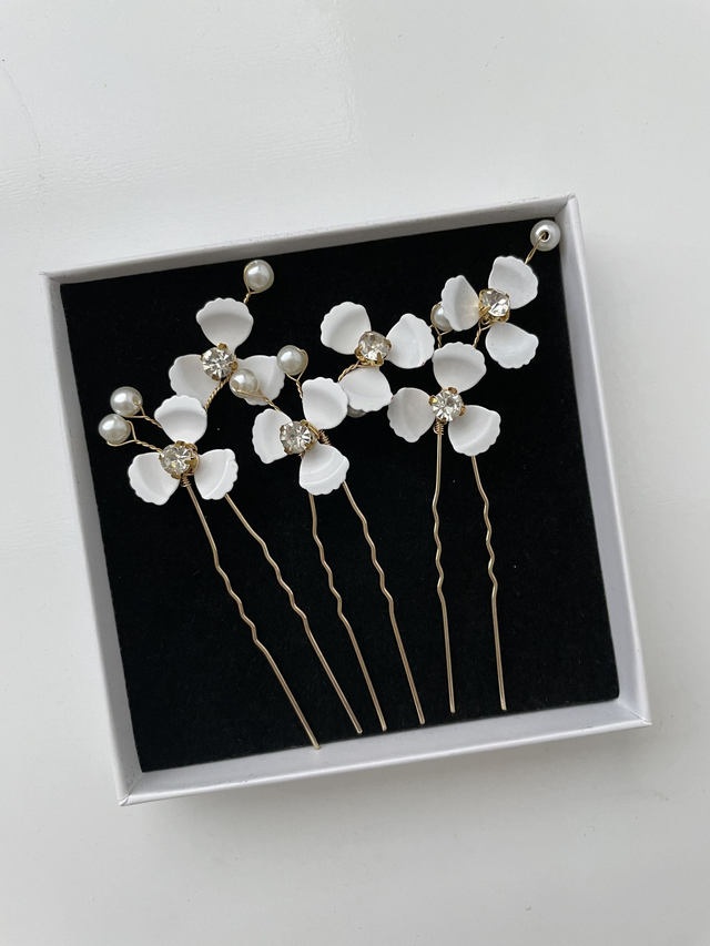 Chloe Flower Hair Pins