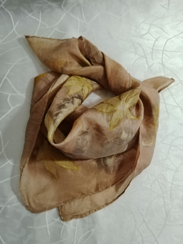 Selyemkendő (sötétrózsaszín, kicsi)