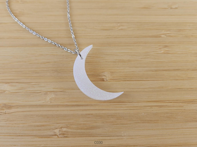 White Moon (C030)