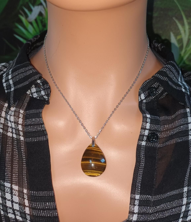 Pendentif en œil de tigre