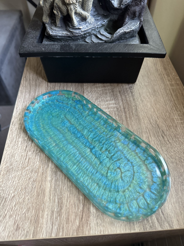 Large Resin Trinket Tray – Crackle Effect “Dragon Skin”