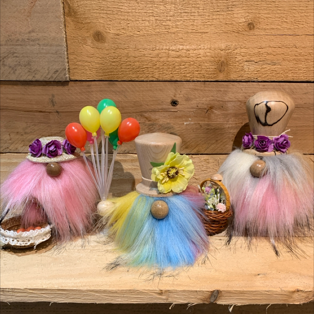 Handmade Wooden Gonks (part 1)