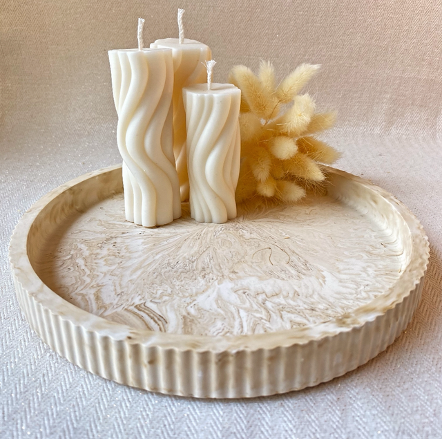  Oris – Le plat aux sillons de lumière