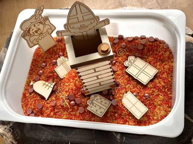 Houten Bouwpakket – Schoorsteen, Sinterklaas, Piet &amp; Cadeaus