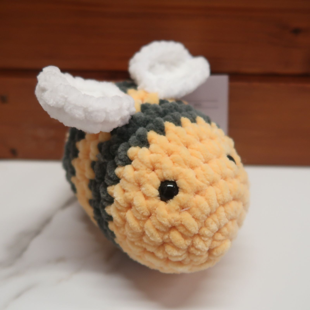 Crochet Bumble Bee Plushie