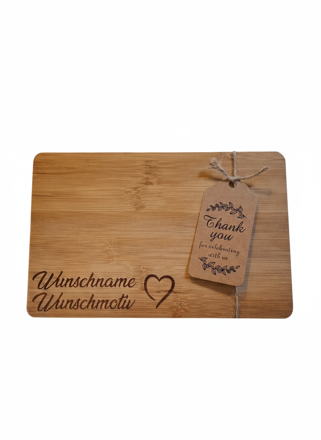 Personalisiertes Brettchen 22 x 14 x 1 cm Naturprodukt aus FSC Zertifiziertem Bambus