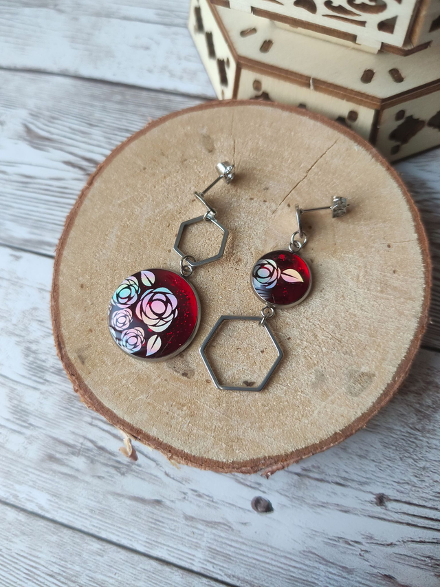 Boucles &quot;Regan&quot; rouge et ses roses acier inoxydable 