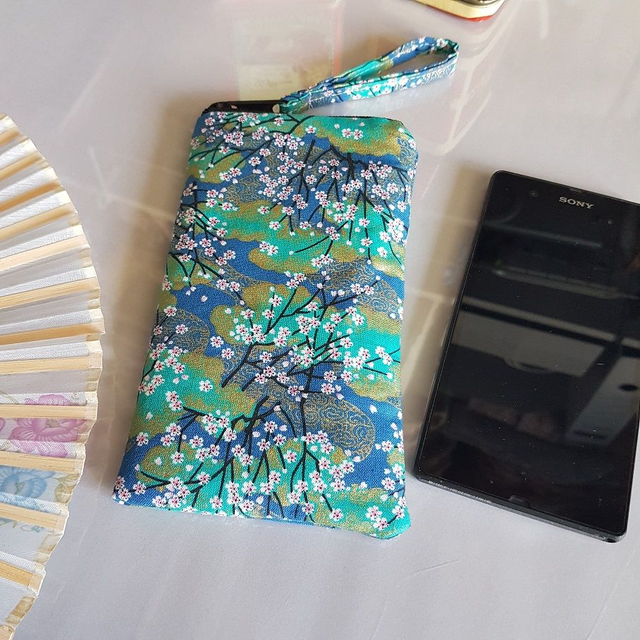Etui zippé pour smartphone "Akina" turquoise