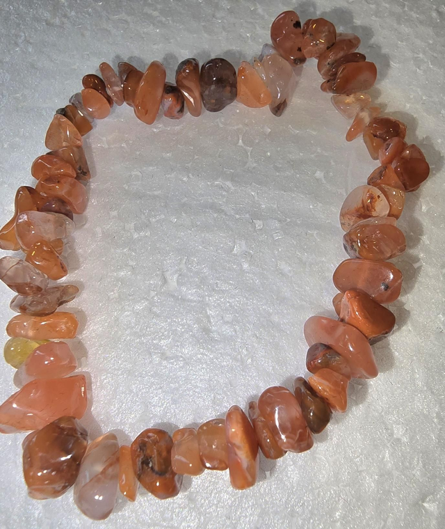 Carnelian Agate Chip Gemstone Bracelet 