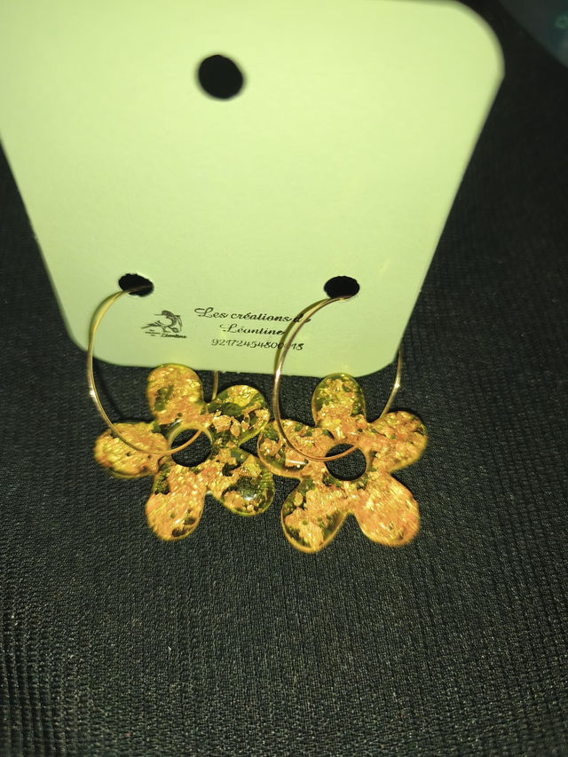 Créoles fleurs feuilles d'or