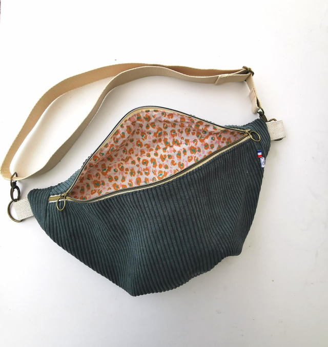 Banane LOUISE velour vert sapin