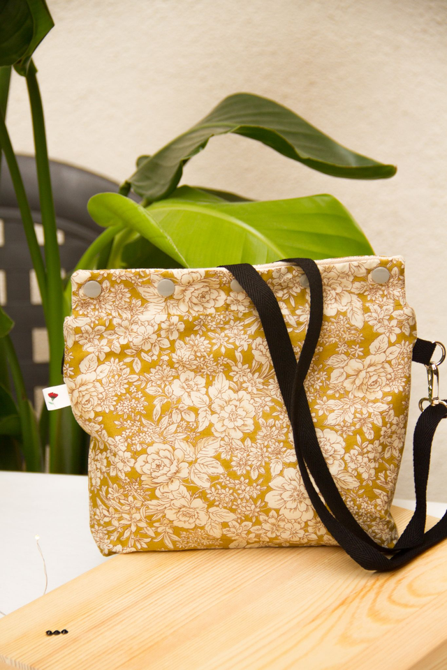 Bolso bandolera Very Flowery