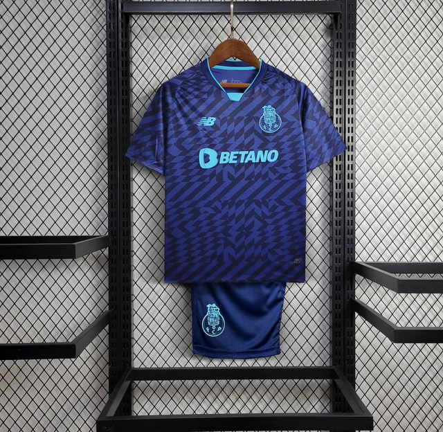 Conjunto camiseta + pantalón NIÑOS 3ª FC Oporto  24-25