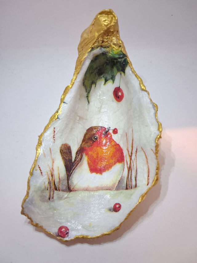 Sitting Robin design trinket dish 