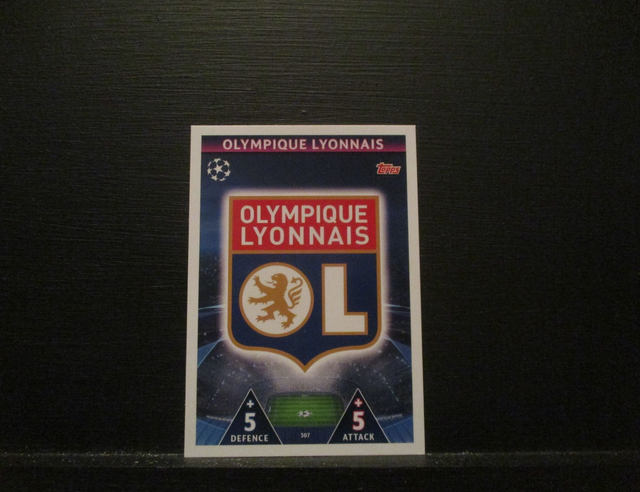 OLYMPIQUE LYONNAIS - UEFA Champions League Match Attax 2018/19 Original Trading Card #307