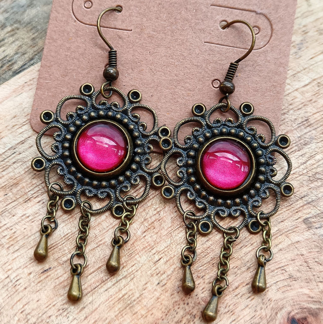 Boucles d'oreilles IRMA pourpre