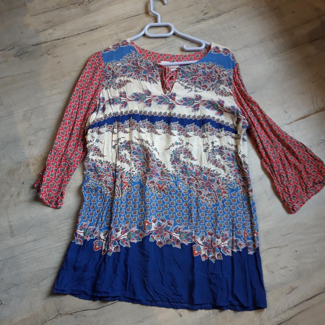 Tunique taille 42 ..grain de malice