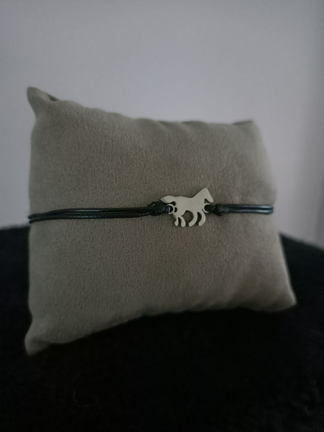 Bracelet cheval 