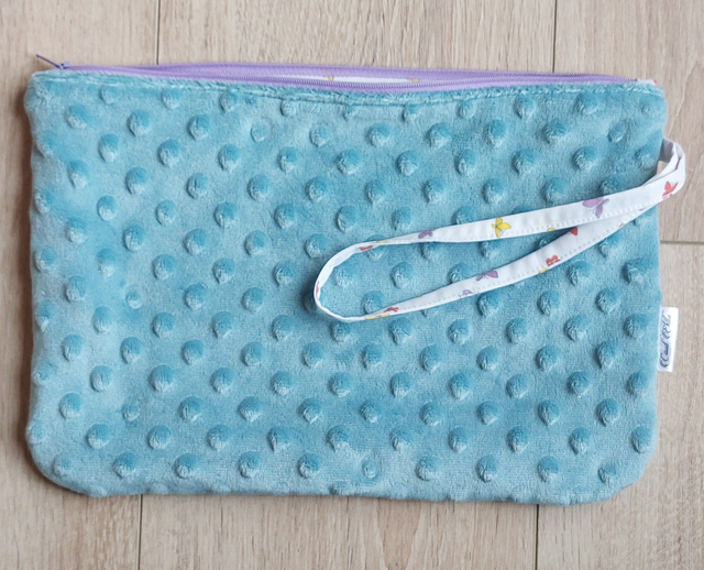 Trousse souple turquoise papillons