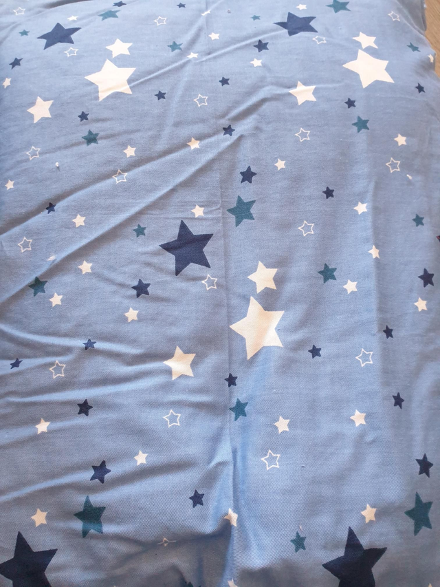 Coussin Étoiles  Recto/verso. Couture fait maison Annoeullin Lille 