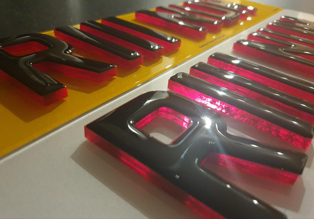 6mm Neon Red 4D with Black Gel