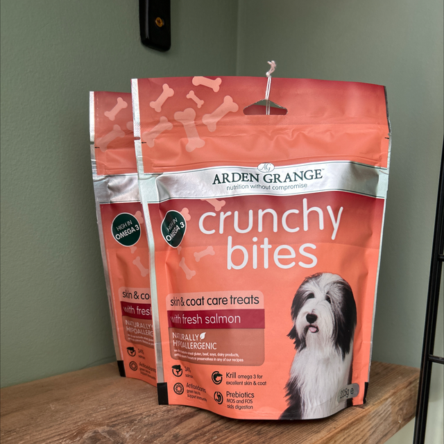 Arden Grange crunchy bites salmon 