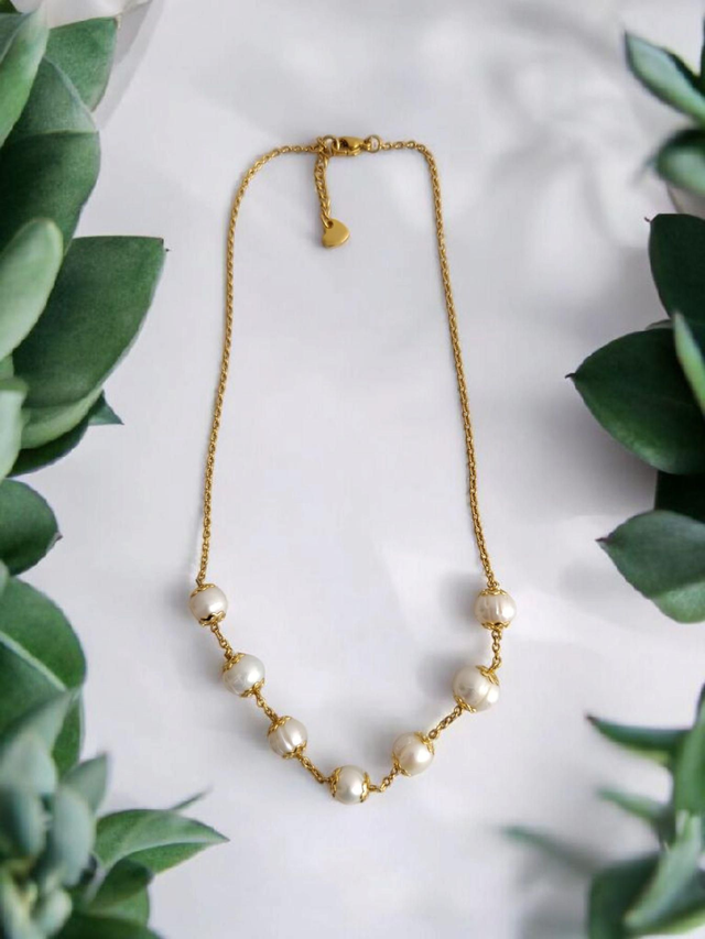 Collier ras du coup perles d'eau douce