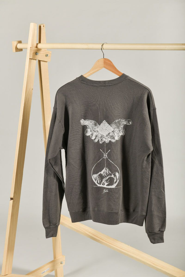 Sweat gris Hanes seconde main – Sérigraphié Œuvre Main en Sablier 