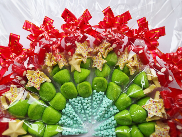 Red & Green Sweet Cones