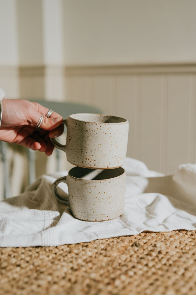 Medium Coffee Mug | Almond Speckle