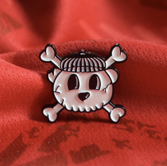 Sankt Sammy Pin Badge