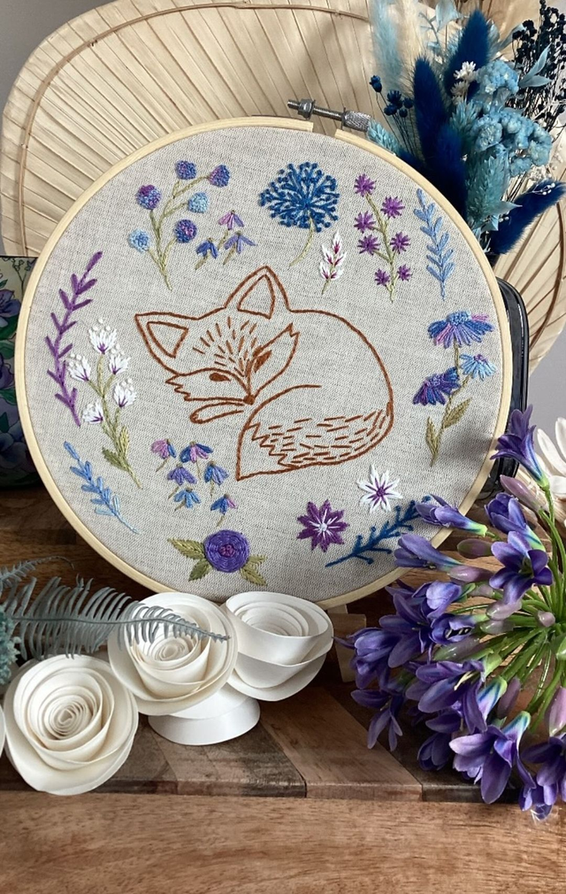 Tambour brodé renard endormi