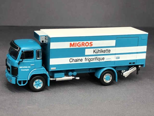 Saurer D250/D290 Frontlenker Migros Kühlkette 1:87 ACE / Arwico