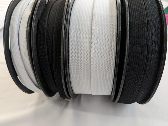 Elastic 10, 15, 25mm Black and White