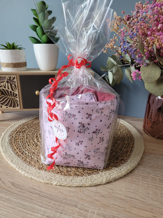 Panière + lingettes Fleurs roses