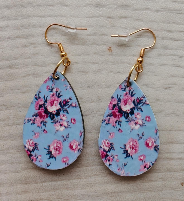Floral Teardrop Earrings 