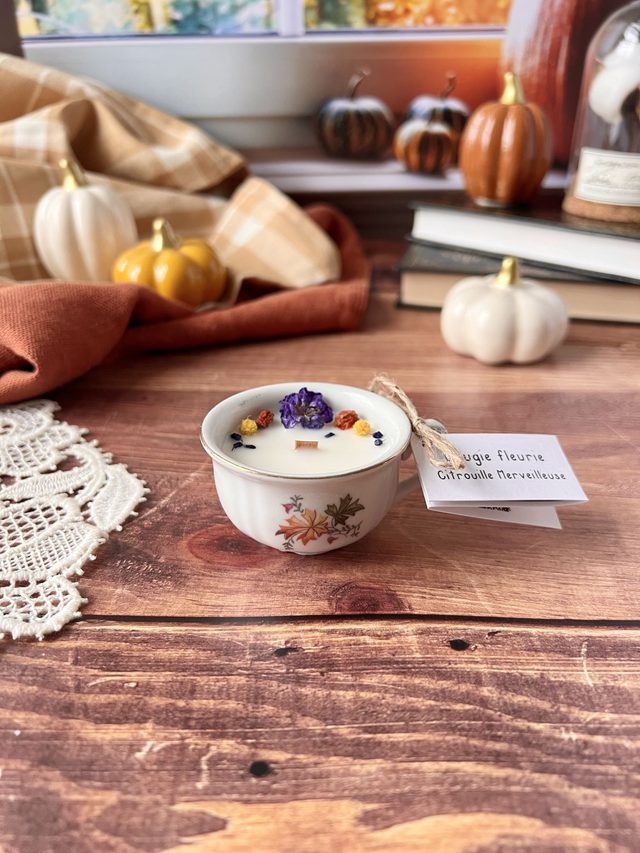 🍁 Bougie Citrouille merveilleuse - mini tasse à café "feuilles d'automne"