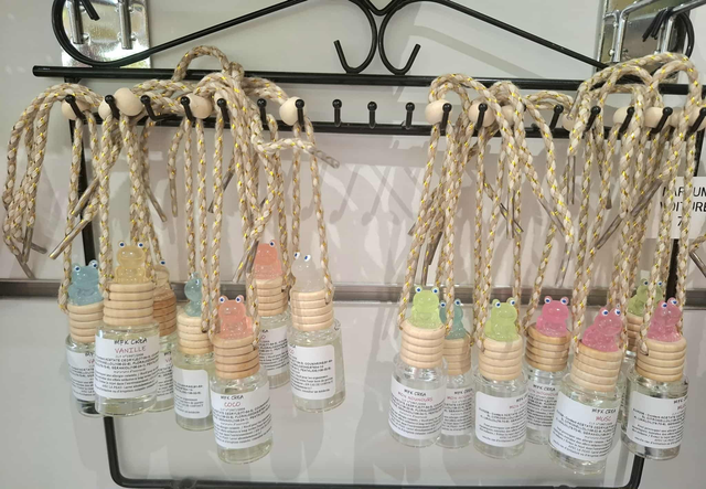 Parfum voiture et son gumissss foslorecent