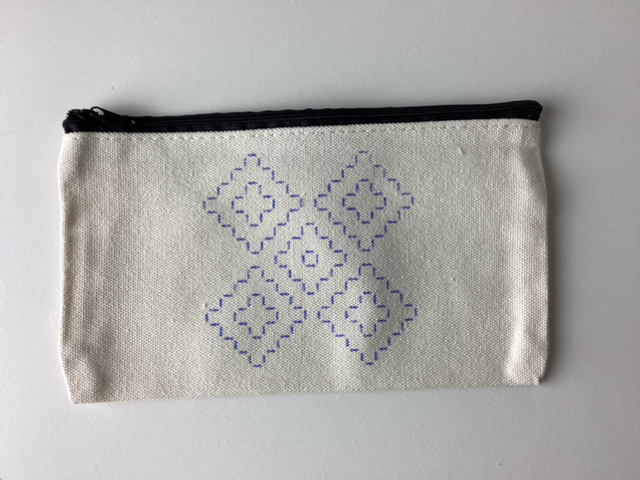 Pochette à broder 